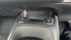 Toyota Corolla 1.8 VVT-i Hybrid Design 5dr CVT Hybrid Hatchback
